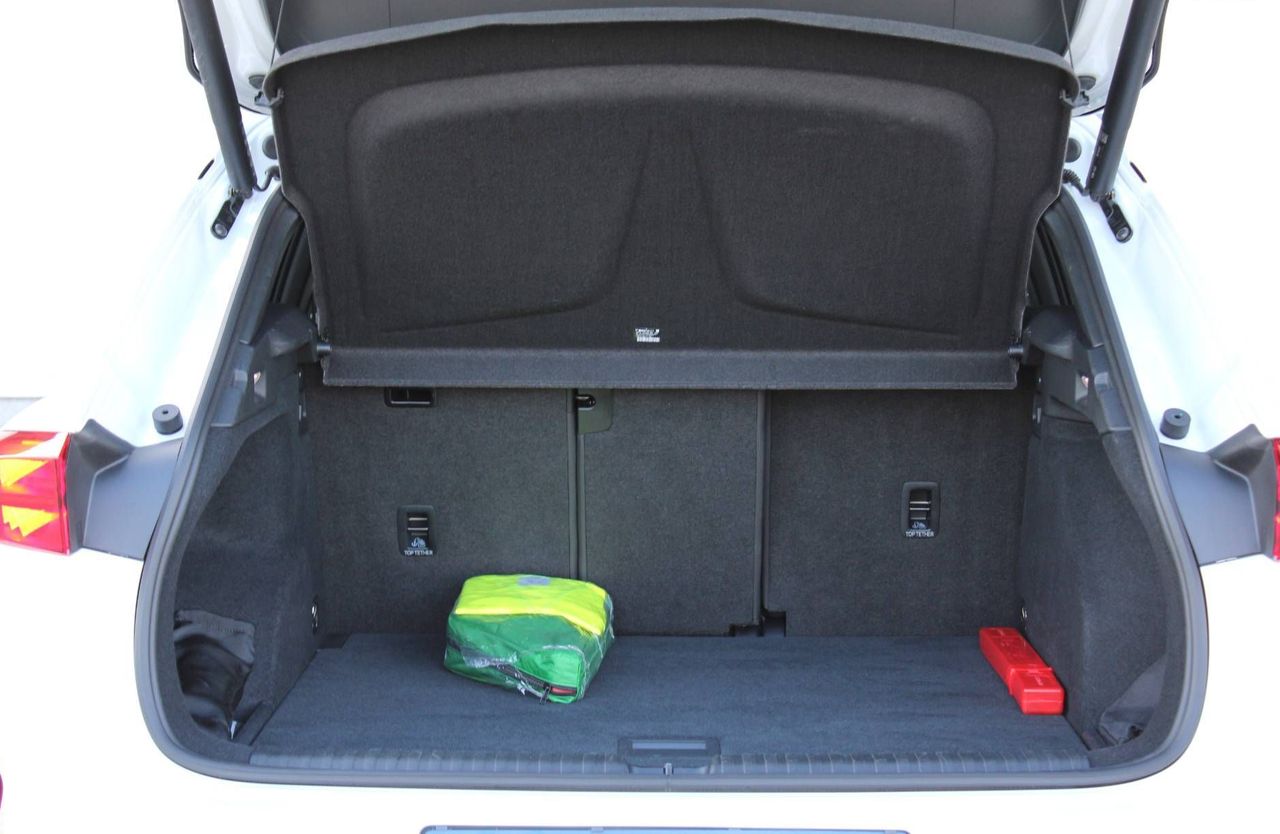 Zunanja slika - Cupra Terramar - 1.5 eTSI 110 kW DSG ACC HEAD UP GRET SED VOL NAVI - 9