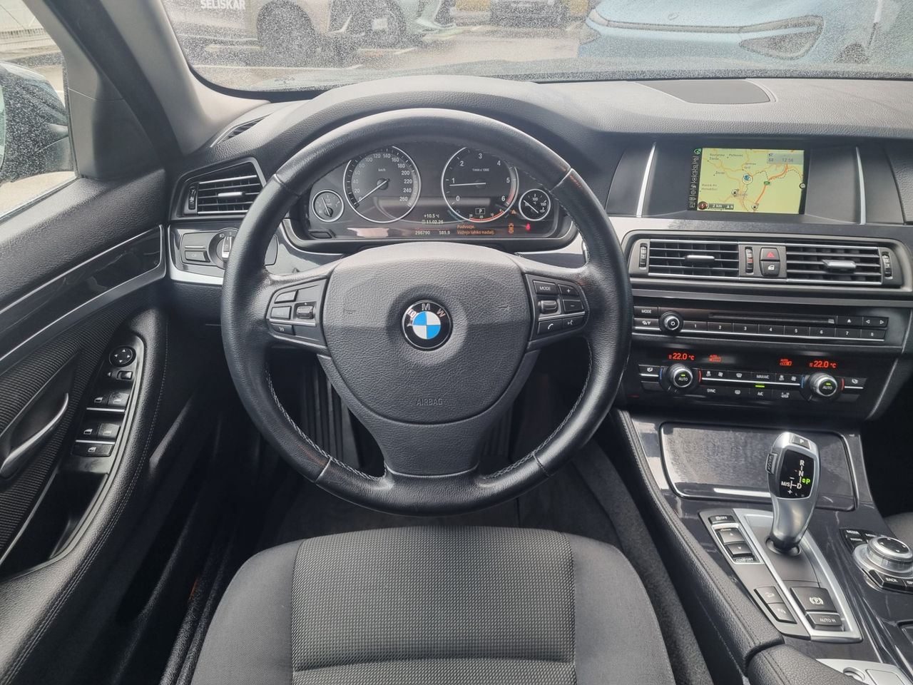 Zunanja slika - BMW serija 5 Touring - Serija 5 520d xDrive AVTOMATIK-NAVIGACIJA-PDC-ISOFIX - 7