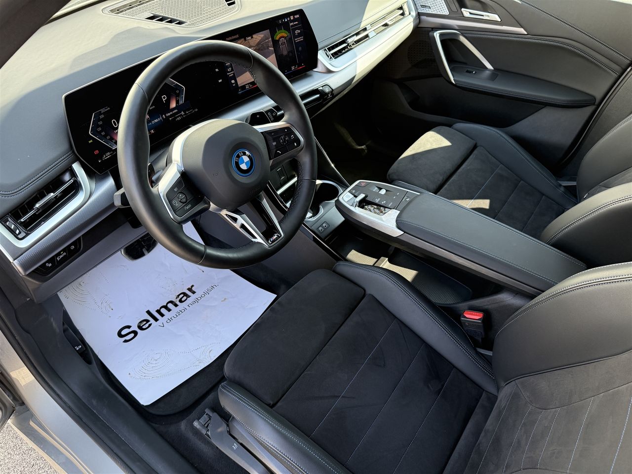 Zunanja slika - BMW X1 - xDrive30e - 6