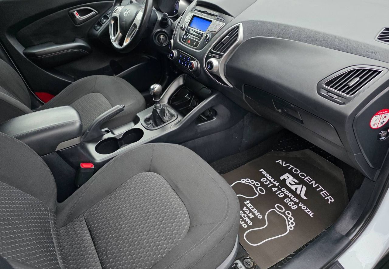 Zunanja slika - Hyundai ix35 - 2.0 CRDI-BREZ POLOGA TUDI ZA TUJCE-SLO.POREKLO- - 12
