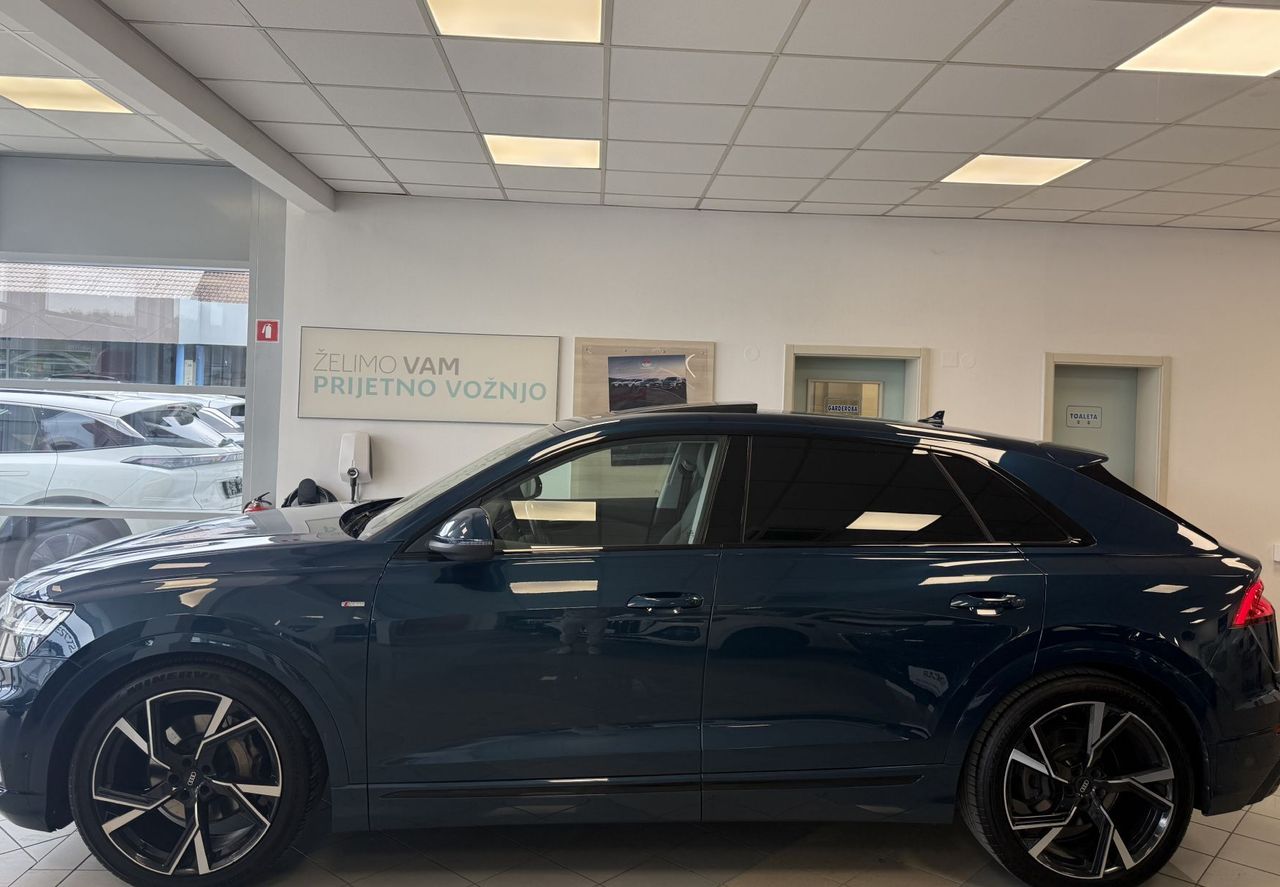 Zunanja slika - Audi Q8 - 50 TDI QUATTRO-S-LINE -PANORAMA-ZRAČNO-360¨ KAMER - 9