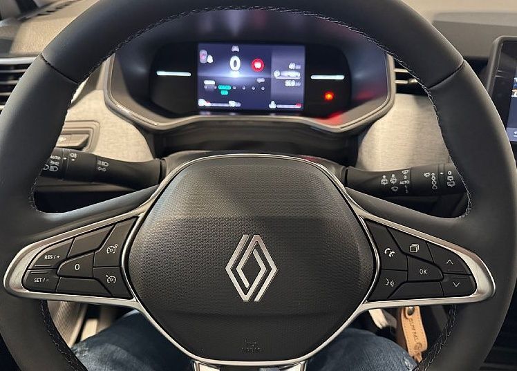 Zunanja slika - Renault Clio - 1.5 DCI BLUE 100 EVOLUTION-NOVO-UGODNO - 18