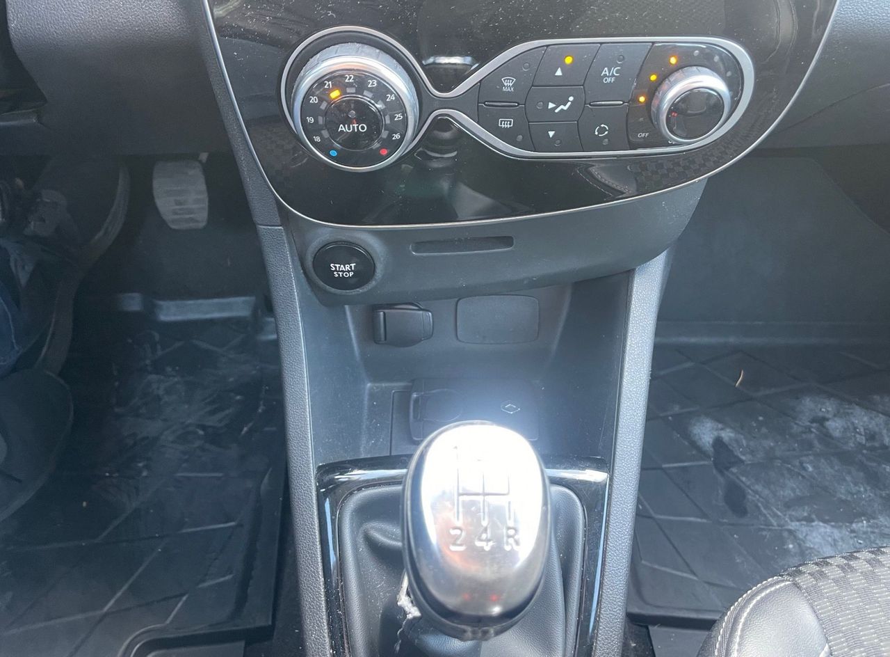 Zunanja slika - Renault Clio - Intens 1.2 16v 2XPDC.LED.DELNO USNJE. - 19