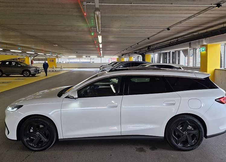 Zunanja slika - BYD SEAL 6 - DM-i Touring COMFORT PHEV - skupni doseg 1350 km - 2