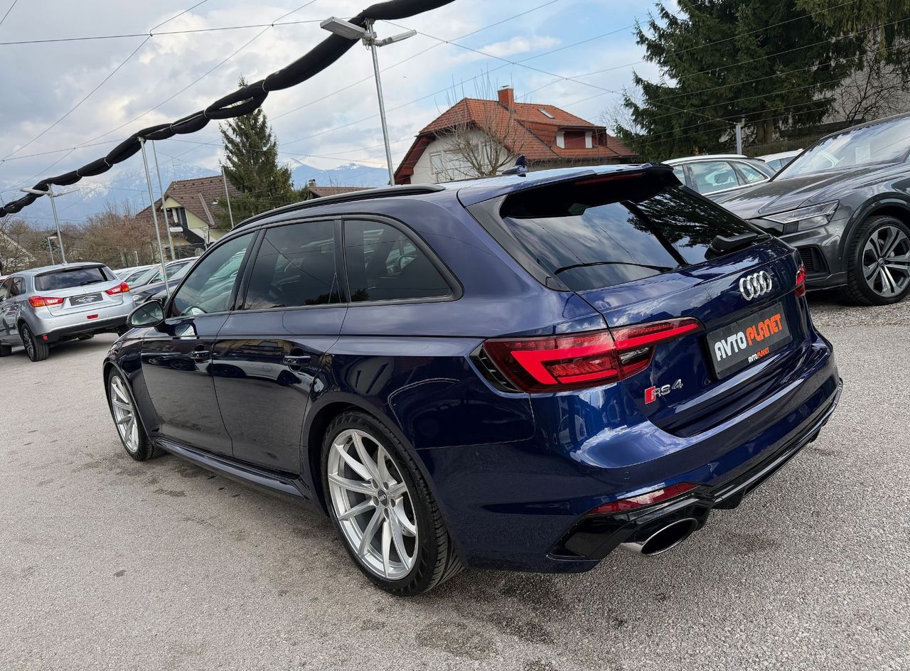 Zunanja slika - Audi RS4 Avant - 2.9 TFSI Quattro AUT. HD MATRIX B.O. ACC ALU 19 - 1