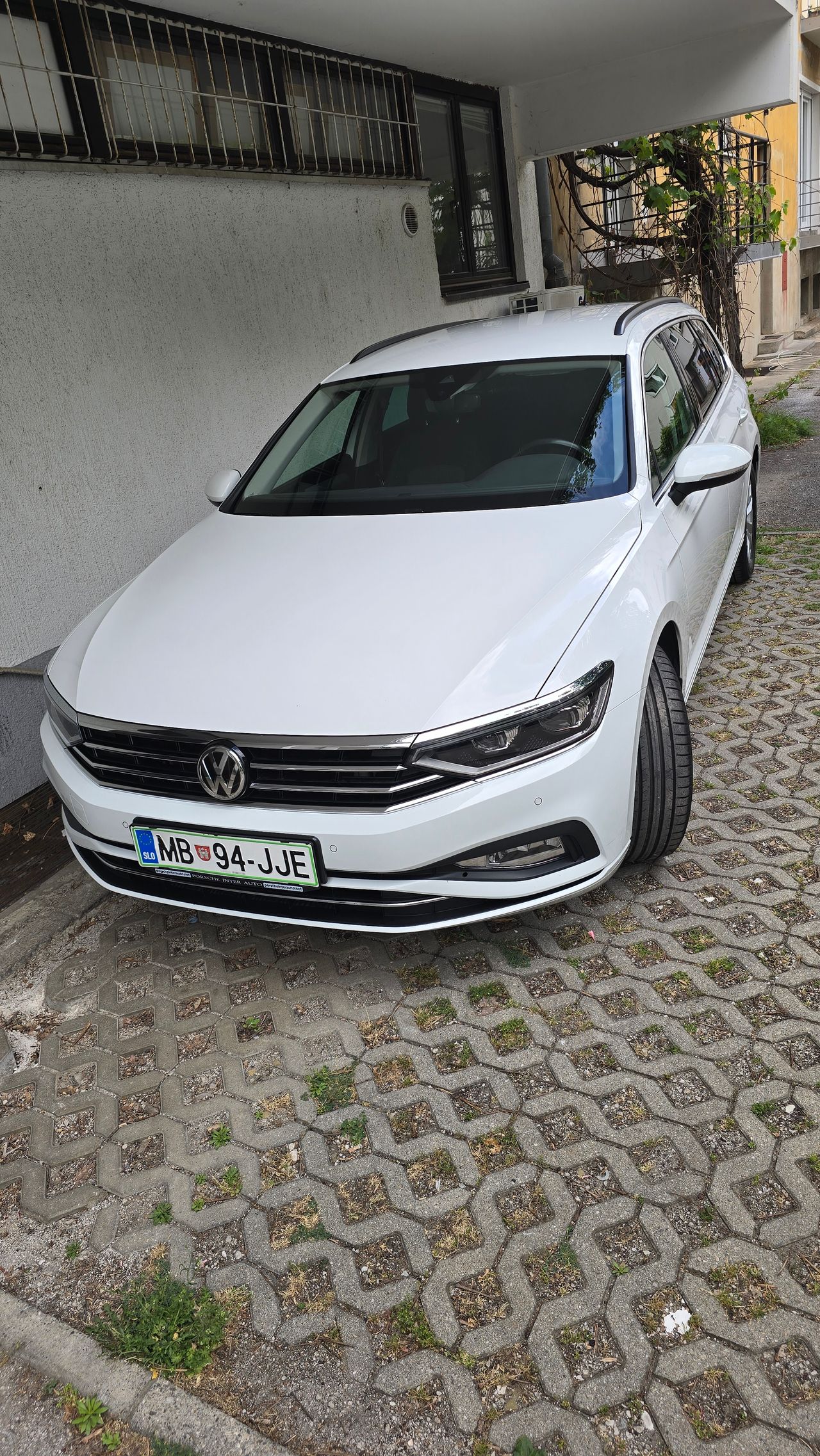 Zunanja slika - VW Passat - Variant 2,0 TDI BMT SCR Business DSG - 4