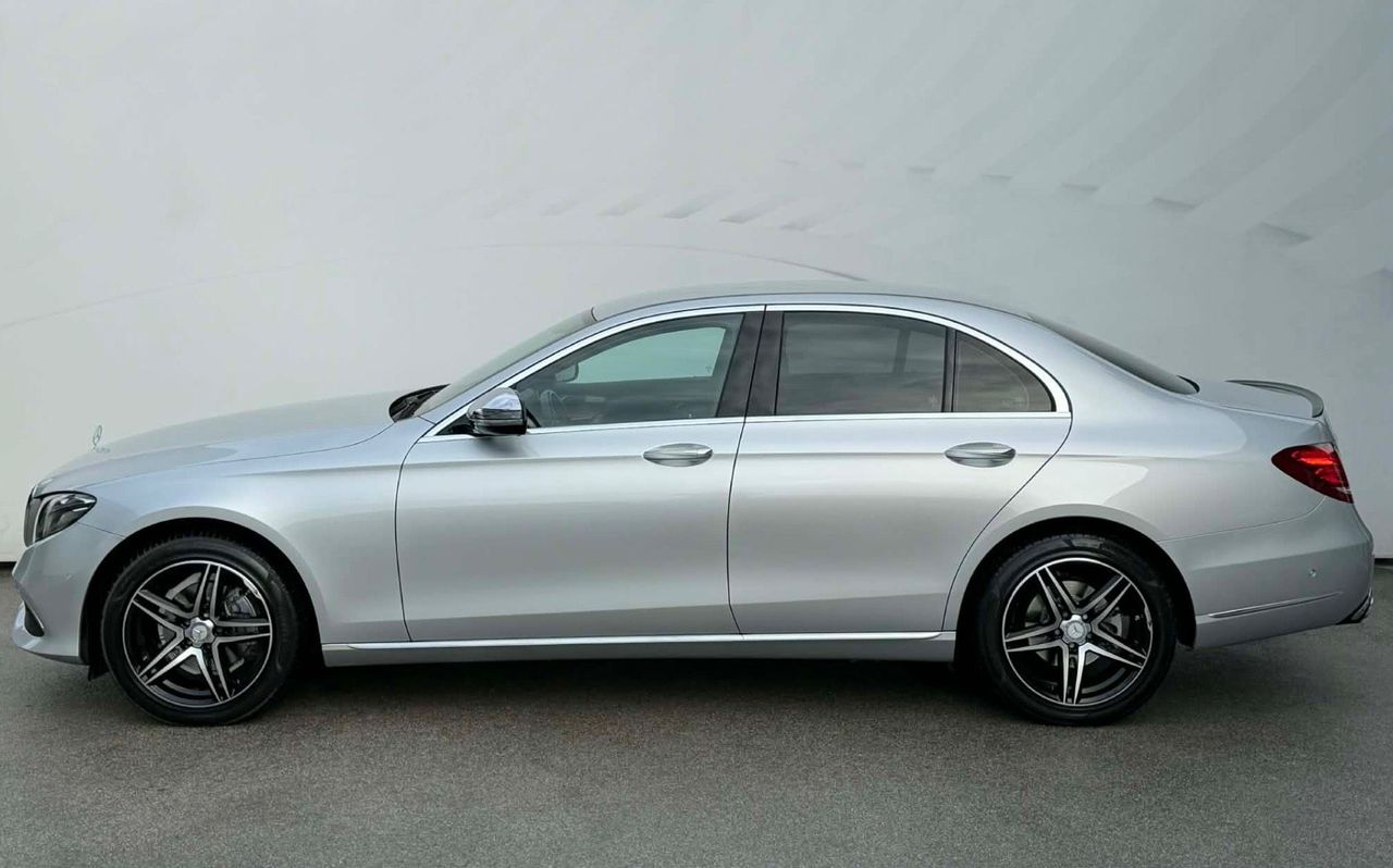 Zunanja slika - Mercedes-Benz E-Razred - 220CDI-61.000km-VIRTUAL-MULTIEBAM-LIZING ZA TUJC.. - 6