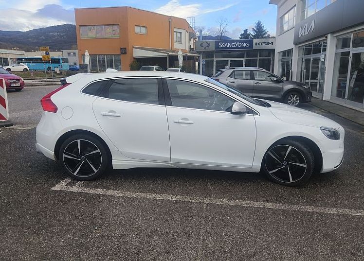 Zunanja slika - Volvo V40 - R-DESIGN 2.0 TD - 7