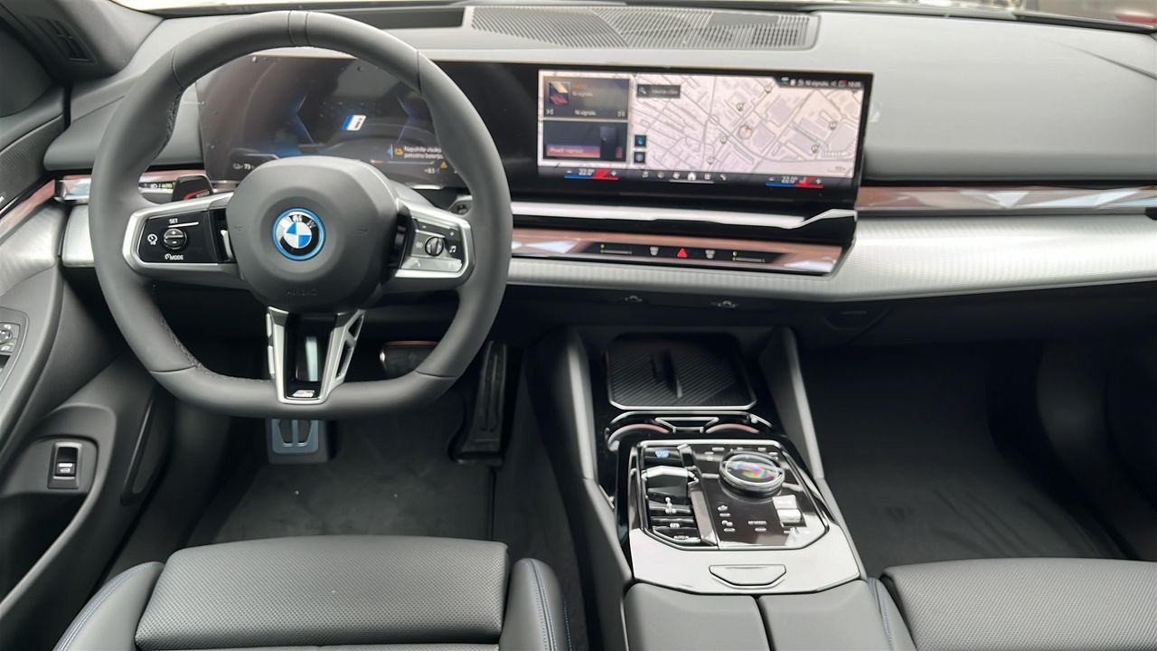 Zunanja slika - BMW i5 - eDrive40 Limuzina - 7