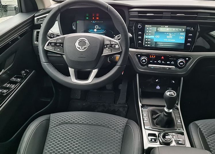 Zunanja slika - KG Mobility Korando - 1.5 T-GDI 120 kW Smart M T - 7