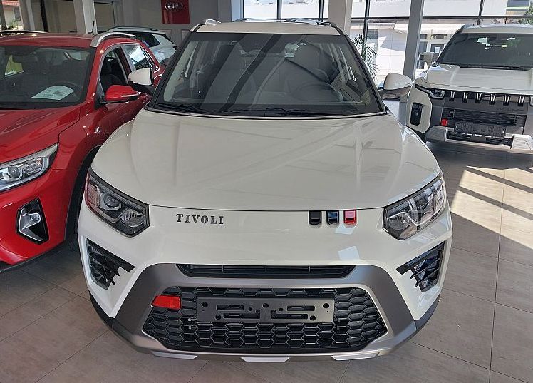 Zunanja slika - SsangYong Tivoli - ŽE OD  19.999  1.5 T-GDI Fresh 2WD M T - 2