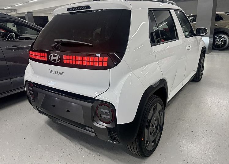 Zunanja slika - Hyundai Inster - 84 kW 49 kWh CROSS STYLE 17 LED WINTER RAC - 6