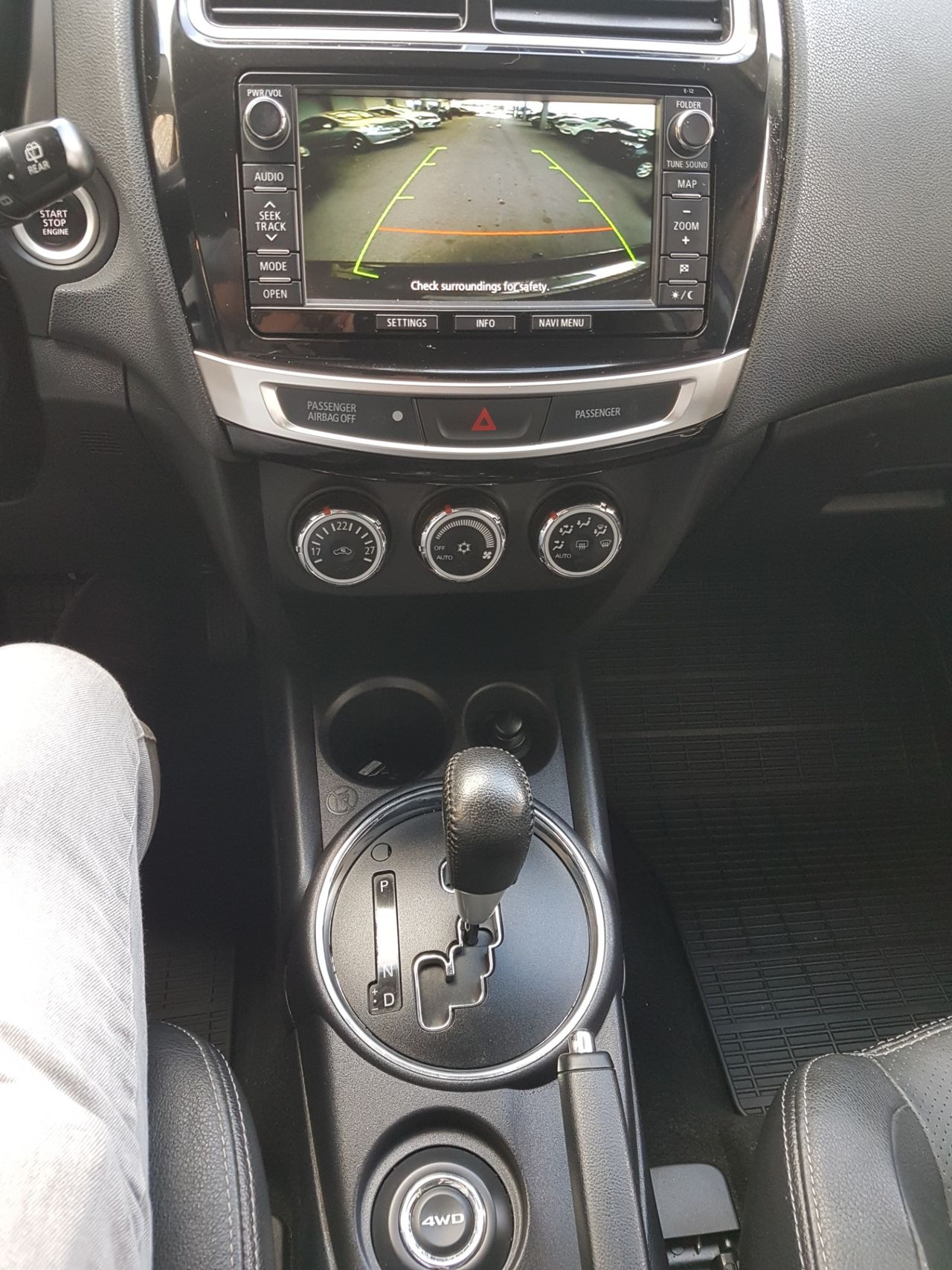 Zunanja slika - Mitsubishi ASX - 2.2 DID HP 4WD AUT. - 11