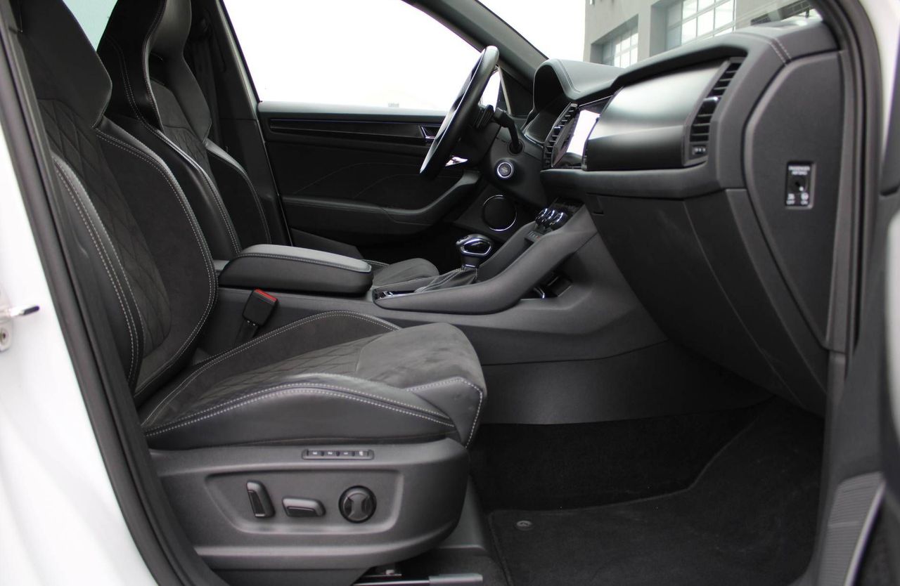 Zunanja slika - Škoda Kodiaq - Sportline 2.0TSI 4X4 DSG WEBAST KAM360 DCC CANTO - 12