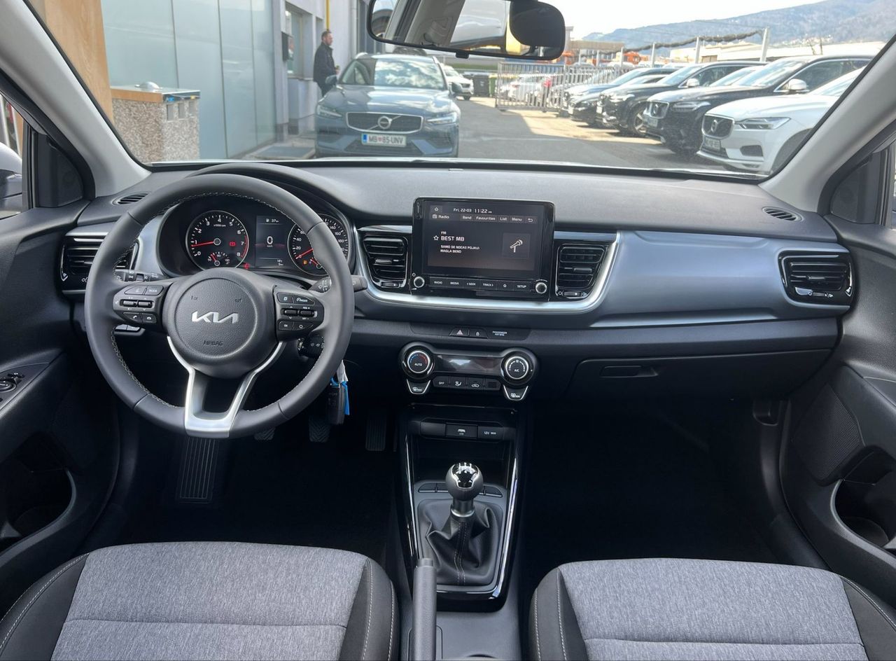 Zunanja slika - KIA Stonic - 1.2 DPI 57.9 kW  79 KM  LX Urban+ M T - 9