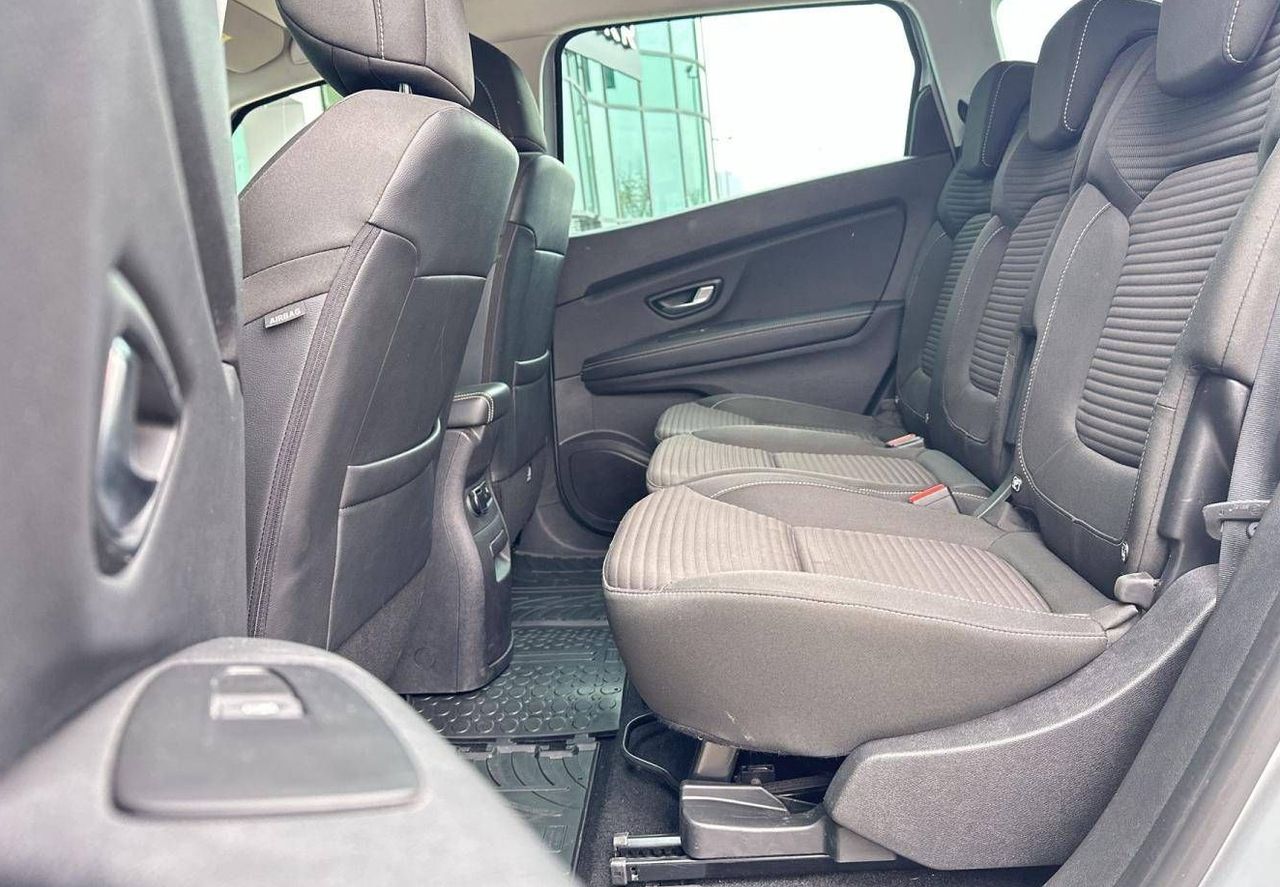Zunanja slika - Renault Scénic - Grand Scenic Grand  TCe 140 Techno LED-KAMERA-MRTVI.KOT - 12