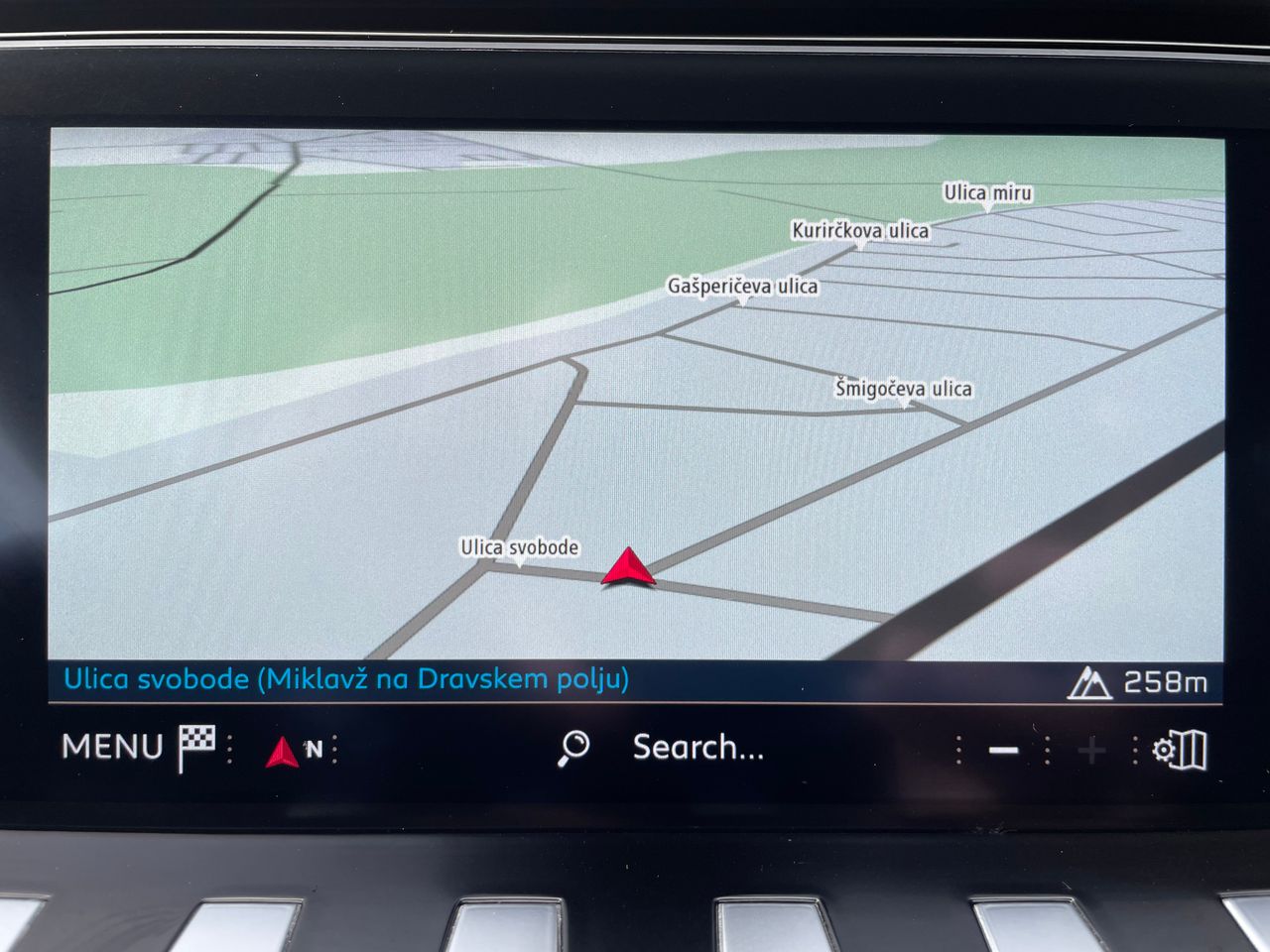 Notranja slika - Peugeot 508 - 2,0 BlueHDi 180 S&S GT Line Avt. - 22