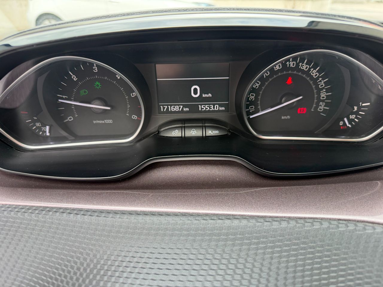 Zunanja slika - Peugeot 2008 - Active 1,6 e-HDi - 16