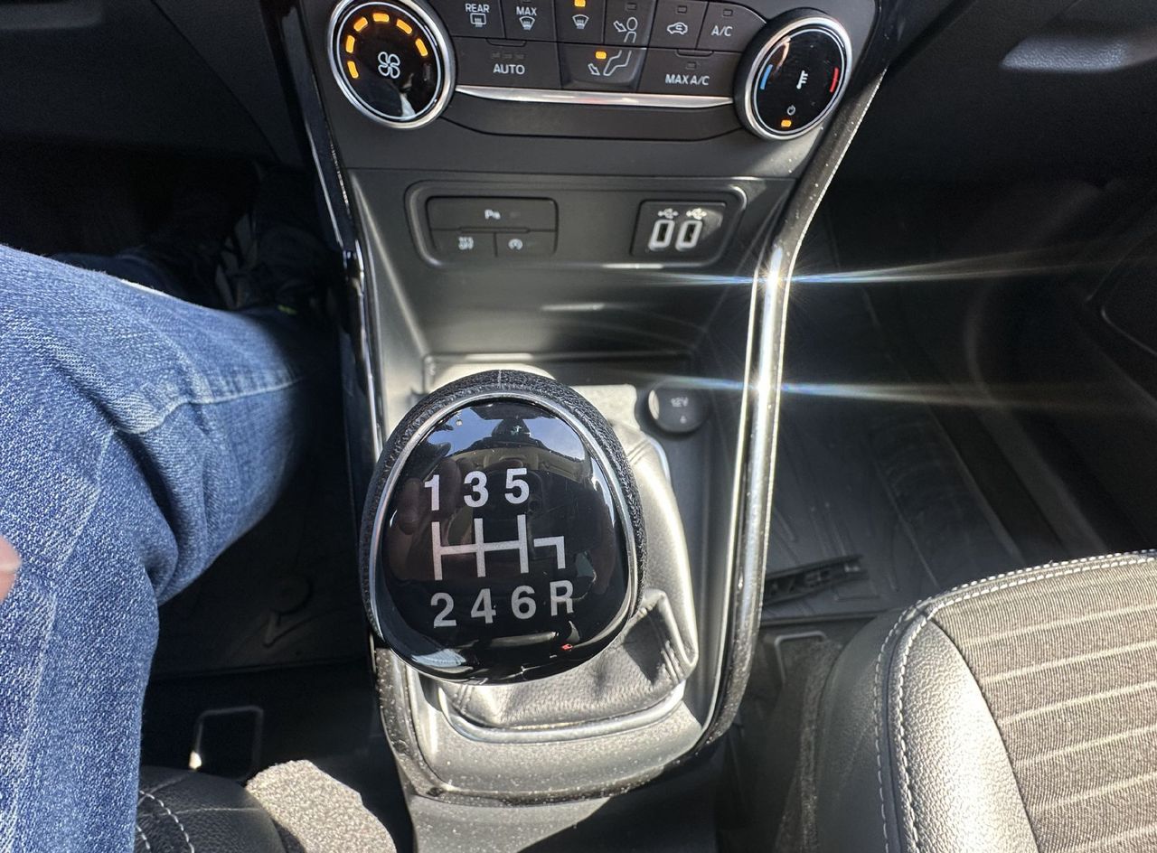 Zunanja slika - Ford Ecosport - 1.0 EcoBoost Titani.KAMERA.USNJE.29.000KM - 12