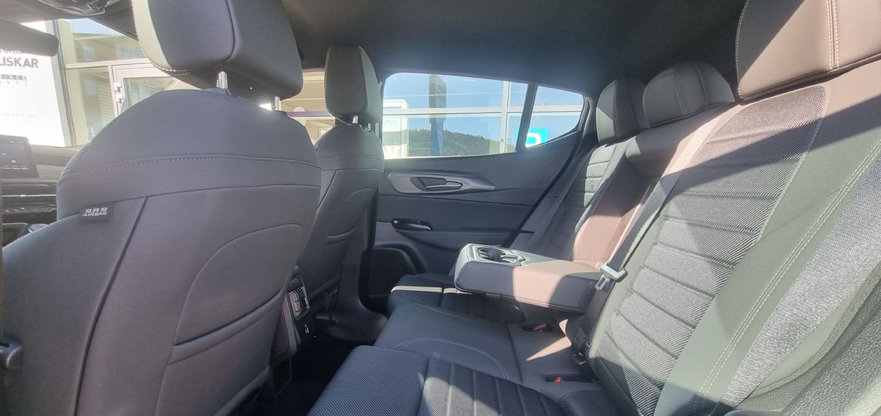 Zunanja slika - Alfa Romeo Tonale - 1.3 PHEV 280 Q4 Ti OPREMA + ODLIČNO OHRANJEN - 8