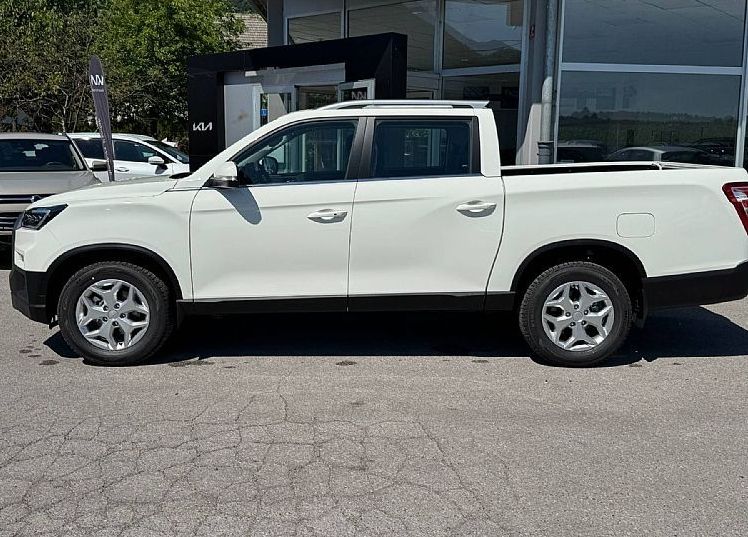 Zunanja slika - KG Mobility Musso - GRAND 2.2 XDi Ultimate+ 4WD A T - 5