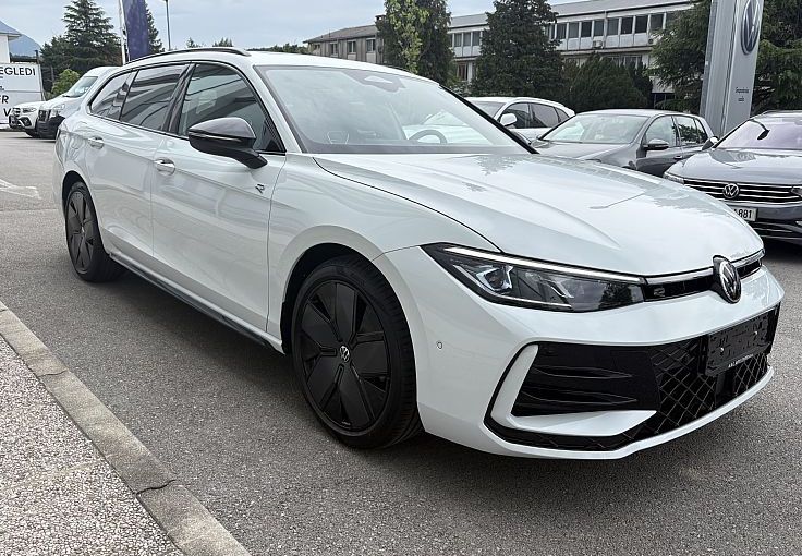 Zunanja slika - VW Passat - Variant 2.0 TDI BMT 4Joy DSG - 2