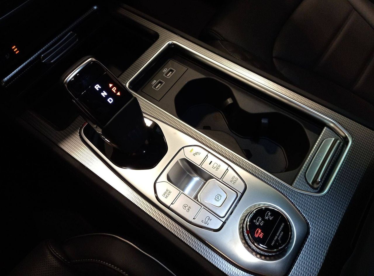 Zunanja slika - SsangYong Rexton - 2.2 XDi Limited+ 4WD AT - 19