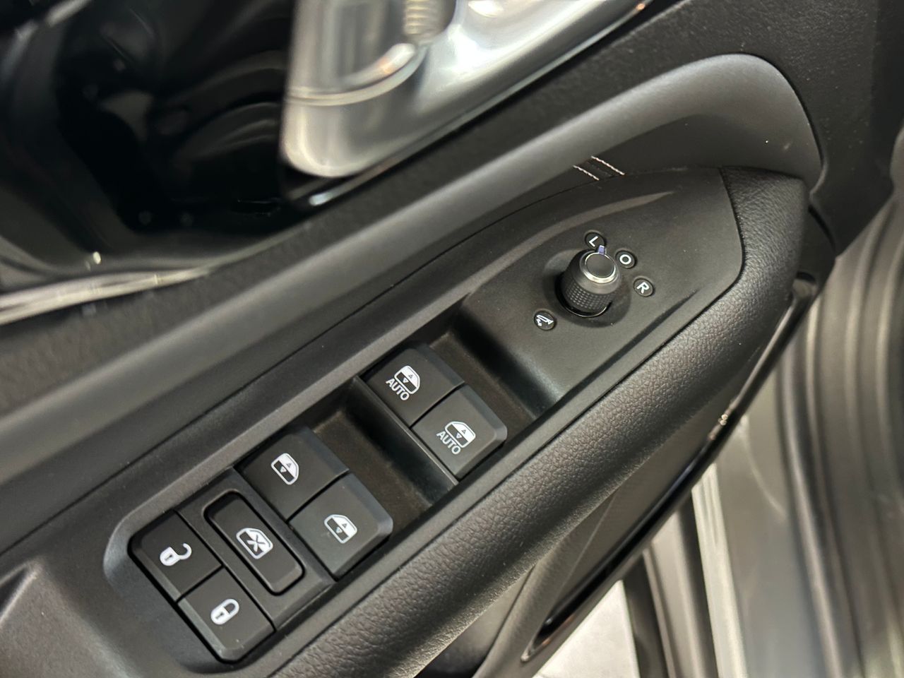 Zunanja slika - Jeep Compass - 1.6 Multijet LIMITED|Radar|AutoPark|+5 LET JAMSTVA - 9