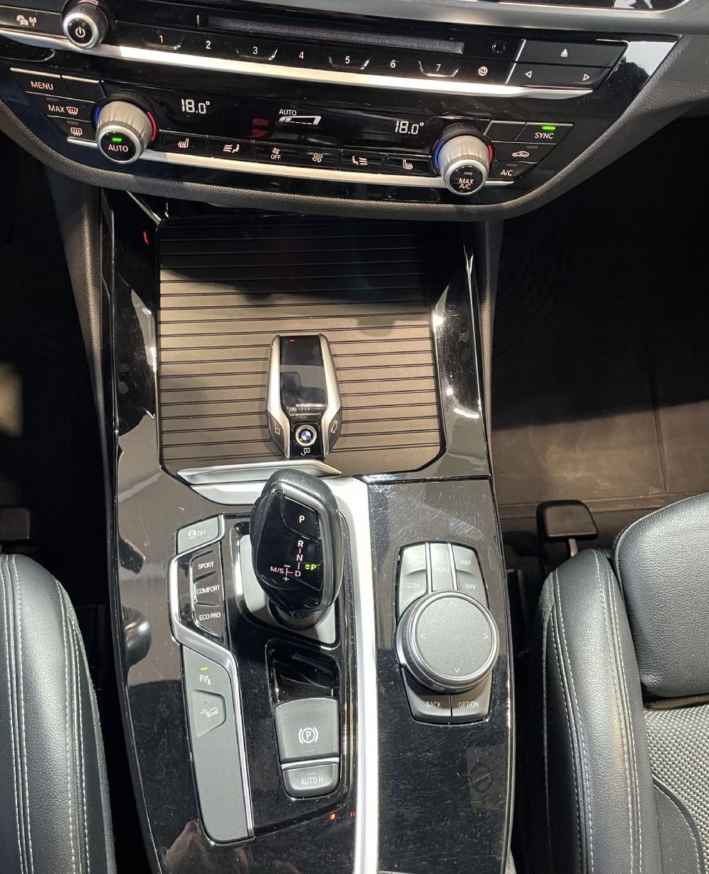 Zunanja slika - BMW X3 - serija : X DRIVE-NAVIGACIJA-TEMPOMAT-USNJE-GRETJE SED-LED - 12