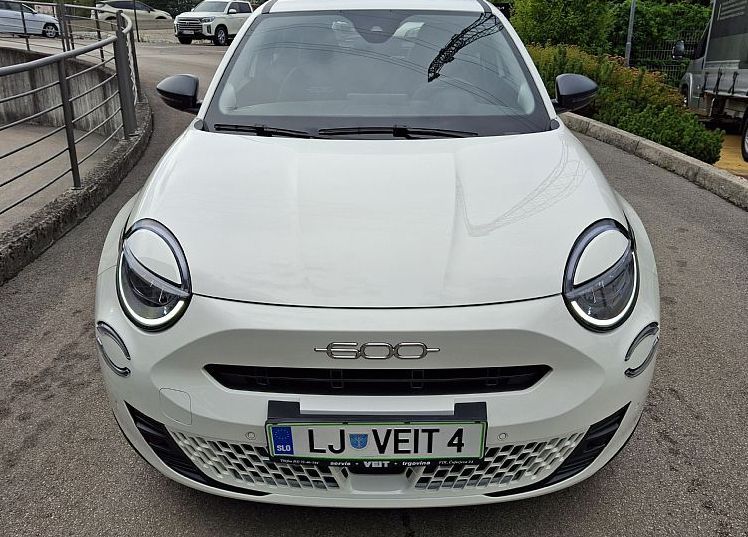 Zunanja slika - Fiat 600 - 1.2 E-DCT6 MHEV 100 - 2