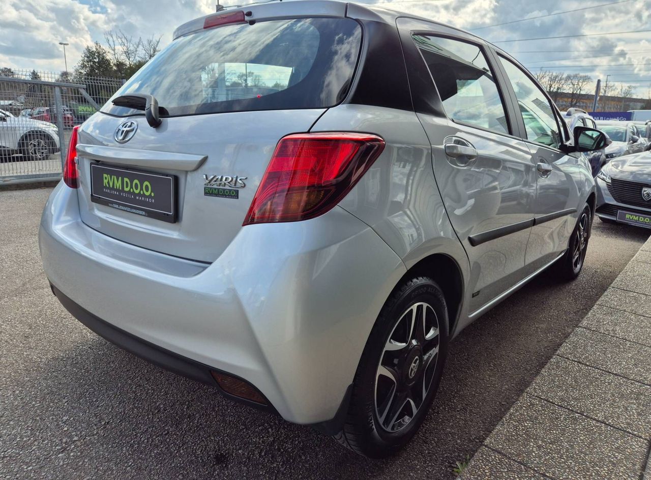 Zunanja slika - Toyota Yaris - 1.33°SLO°1.LAST°KAMERA°BLUETOOTH°ALU°SAMO 93.000KM - 5