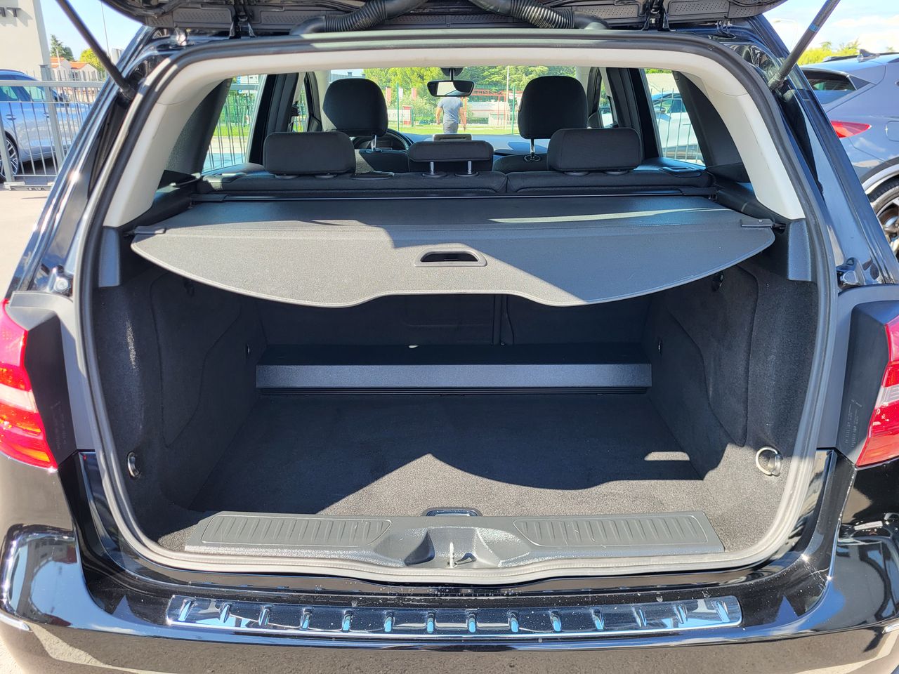 Zunanja slika - Mercedes-Benz B-Razred - B 180 - 10