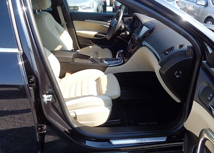 Zunanja slika - Opel Insignia - 2.0 CDTI 170KM ST 4x4 AUTOMATIK - samo 30.681km - 8