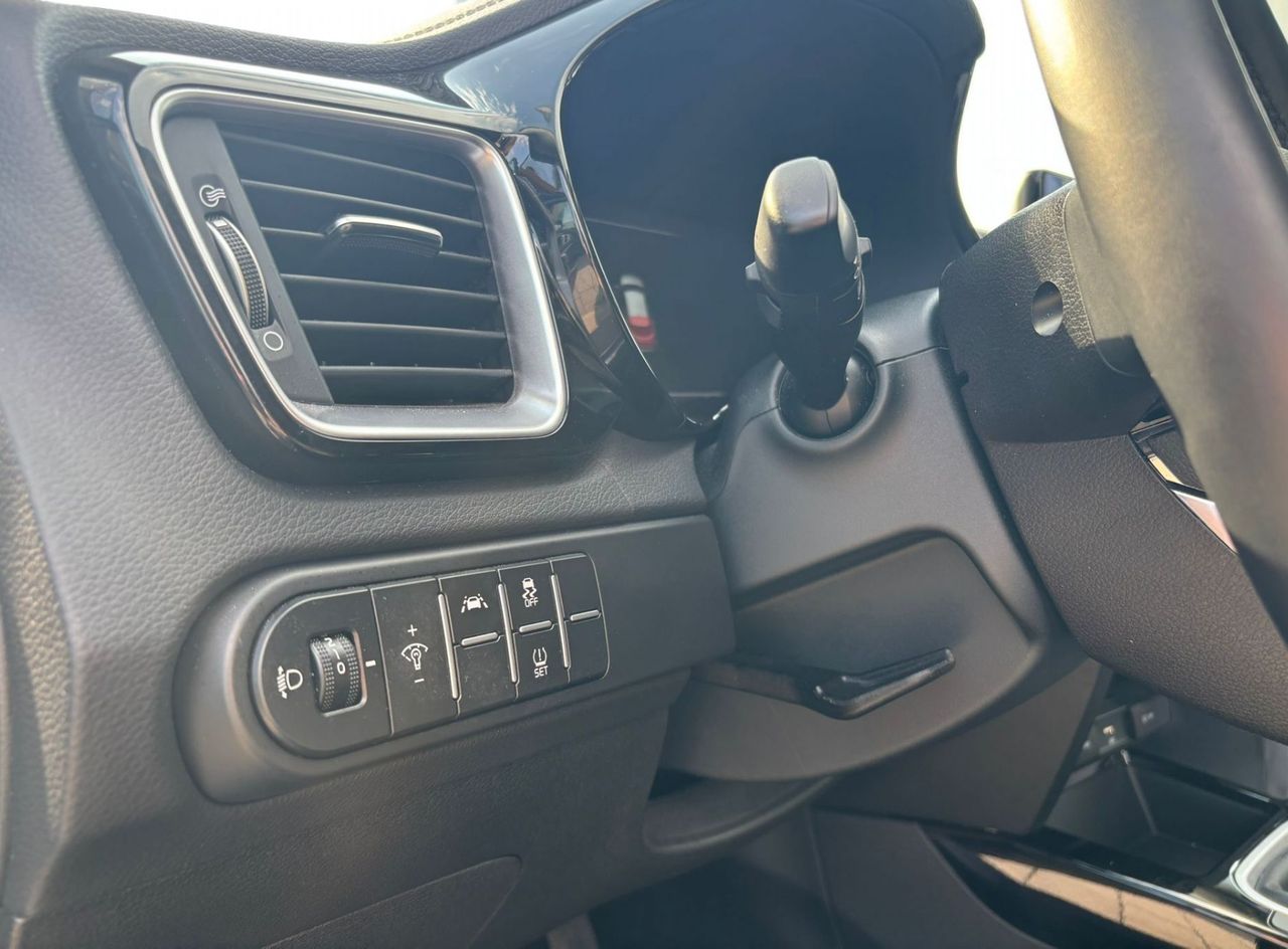 Zunanja slika - KIA XCeed - 1.5 T-GDi EX Way KAMERA-TEMPOMAT-GRETJE SEDEŽEV - 13