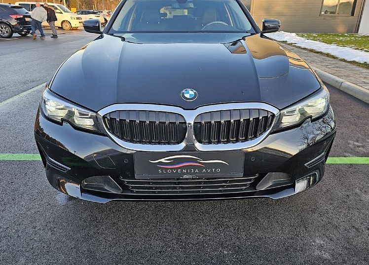 Zunanja slika - BMW Serija 3 - Touring: 2.0 d Sport line|NAVI|USNJE|PDC|ACC|LED|MULTIFU - 2