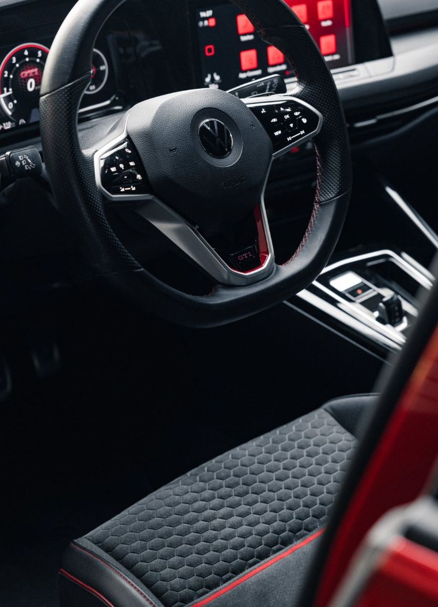 Zunanja slika - VW Golf - 2.0 TSI GTI ClubSport - 19 COL - IQLED - Alkantara - 15