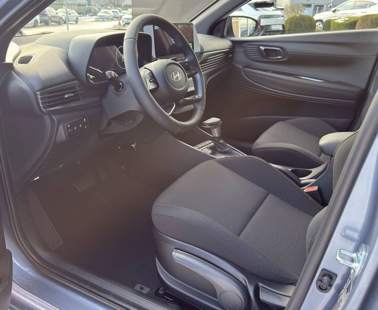 Zunanja slika - Hyundai i20 - 1.0 T-GDI 100 STYLE  BLACK PACK. WINTER. RADAR. - 7