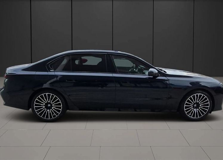 Zunanja slika - BMW Serija 7 - : 740d xDrive BMW INDIVIDUAL - 3