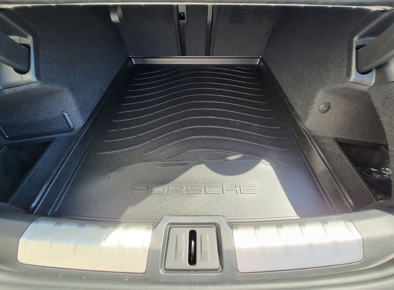 Zunanja slika - Porsche Taycan - 4S PERFORMANCE HLAJ SED KEYLESS KAM BOSE - 10