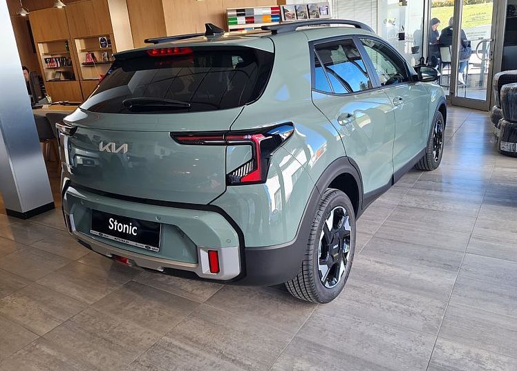 Zunanja slika - KIA Stonic - 1.0 T-GDi 73.6 kW  100 KM  EX Pulse DCT - 5