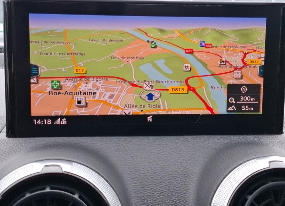 Zunanja slika - Audi Q2 - 30 TDI S tronic..USNJE.KAMERA.NAVI.LED.KLJUKA - 16