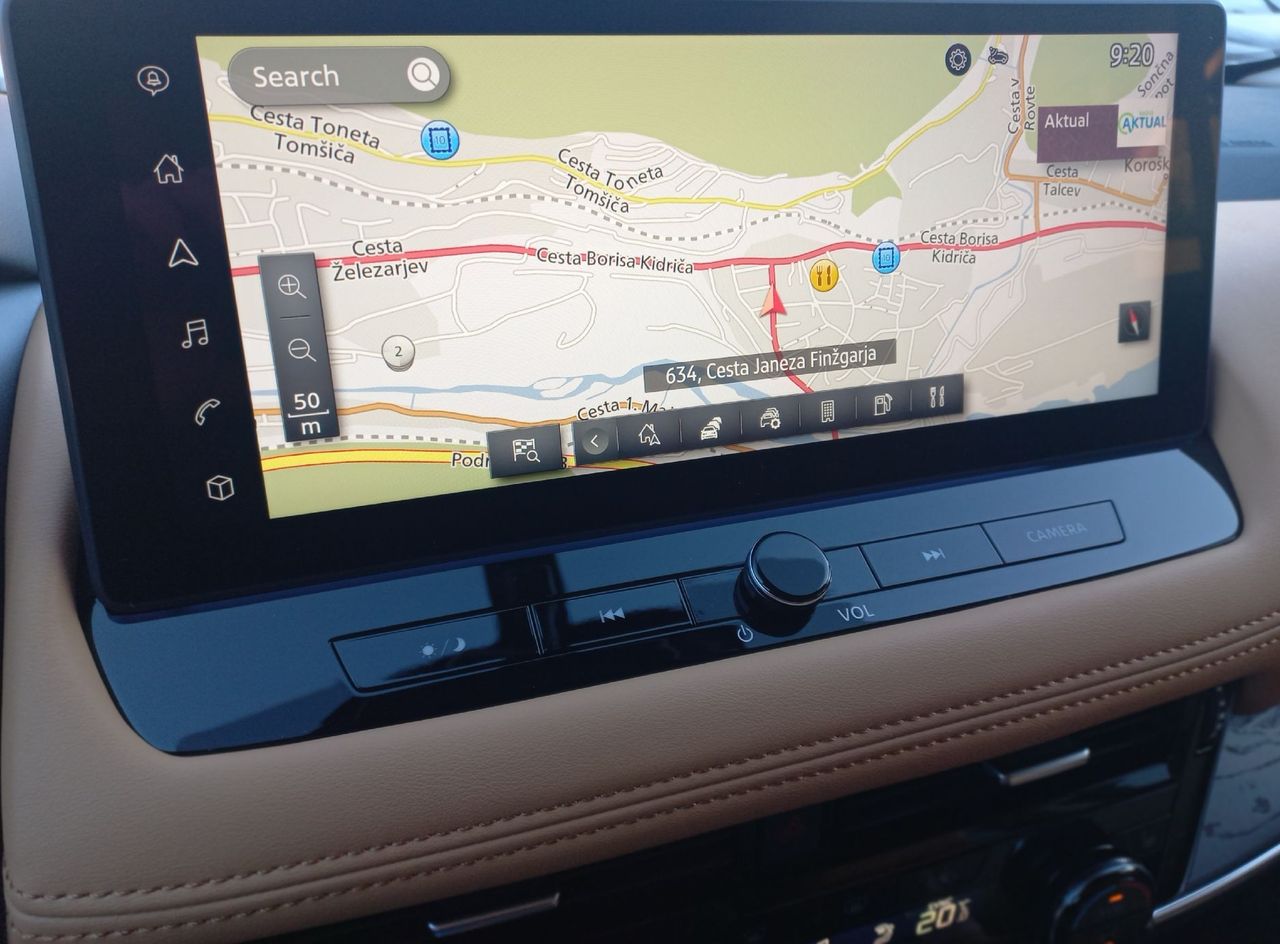 Notranja slika - Nissan X-Trail - HEV E-4ORCE 213 TEKNA+ - 15