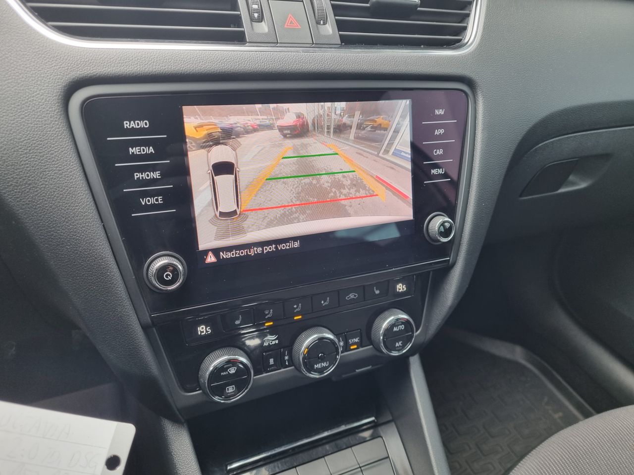 Zunanja slika - Škoda Octavia - COMBI 2.0 TDI 110 kW DSG MENJALNIK - TOP OPREMA - 16