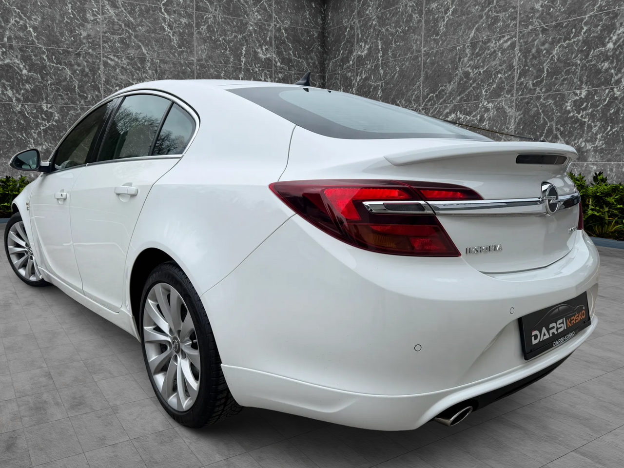 Zunanja slika - Opel Insignia - 2.0CDTI 140PS OPC-LINE SLO ACC BI-XENON KAMERA - 3