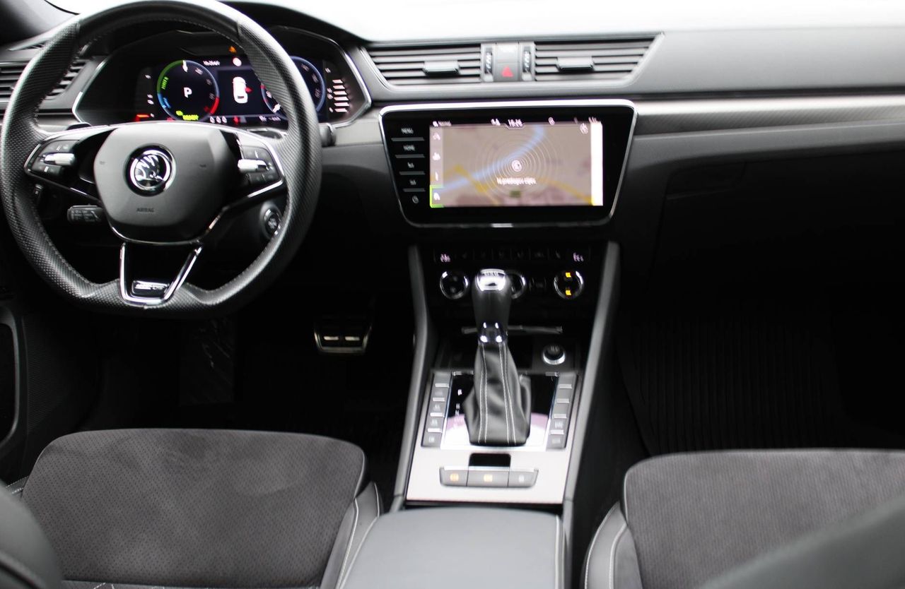 Zunanja slika - Škoda Superb - 1.4 TSI PHEV SPORTLINE Combi DSG... - 7