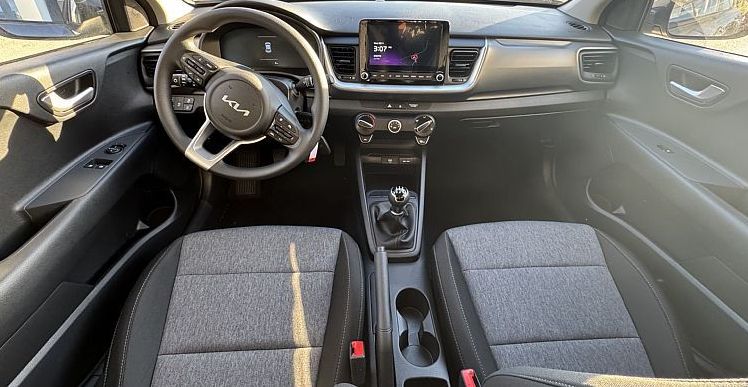 Zunanja slika - KIA Stonic - 1.2 DPI 57.9 kW LX Fun+ M T - 9