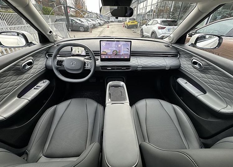 Zunanja slika - Dongfeng Box - 42.3 kWh 70 kW ZALOGA - 11