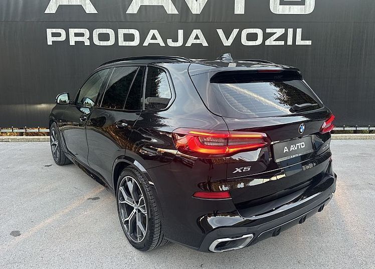 Zunanja slika - BMW X5 - serija : 45e MSPORT-VK-KAM360-NAVI-21COL-ACC-SAMO 44.285KM - 5