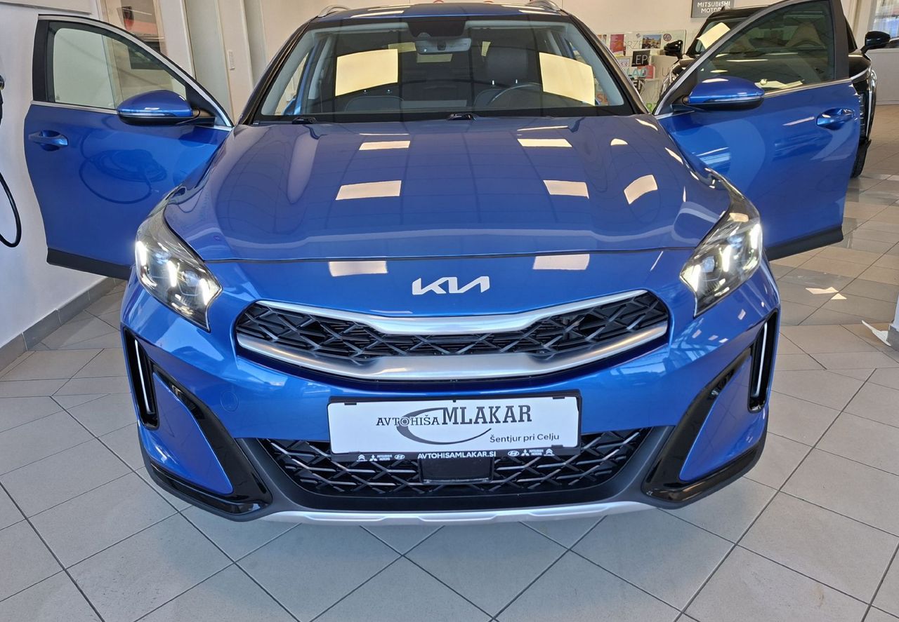 Zunanja slika - KIA XCeed - 1.5 T-GDi EX Way ISG.7DCT 118 kW-1.LAST-SLO-LED- - 6