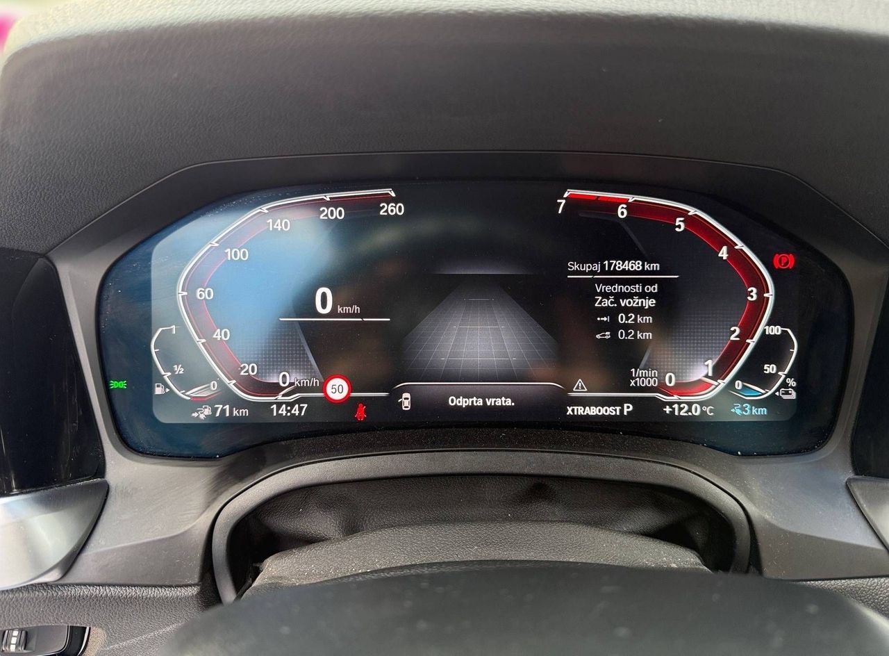 Zunanja slika - BMW Serija 3 - Touring: 330E M-PAKET FULL LED NAVI TEMP VIRTUAL KAMERA - 17